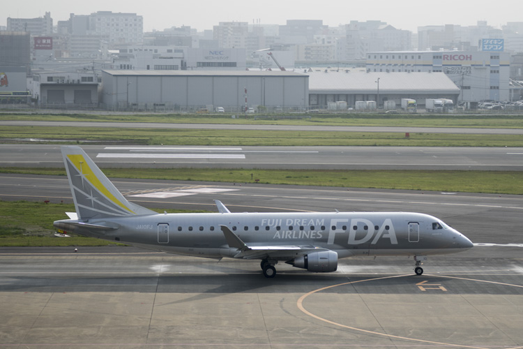 福岡空港