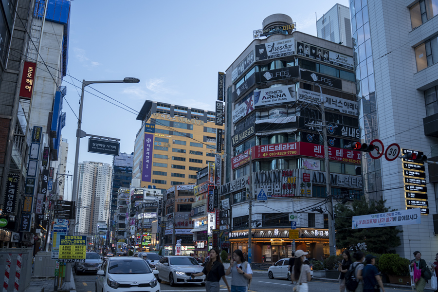 釜山