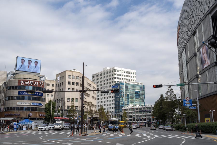 釜山